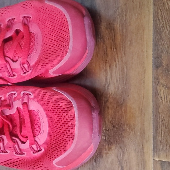 Men's Lunaron Nikes - Picture 7 of 7